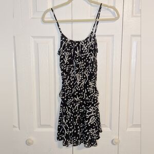 Black and White Patterned Women's Dress Size S
